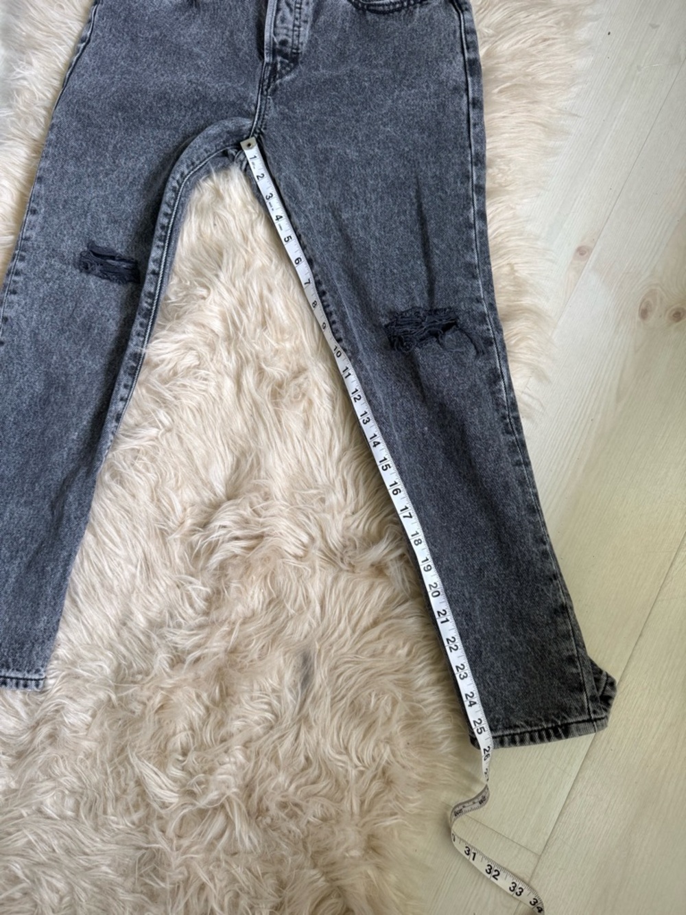 Levi's 501 100% Cotton Black Washed Jeans - Picture 7 of 14